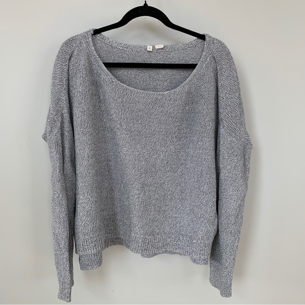 Moth Gray/White‎ Oversized Sweater Size S